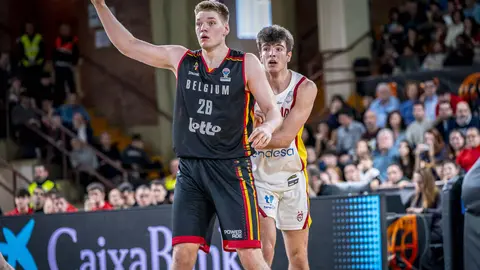 Heraldo de León publica las 101 fotos oficiales del encuentro disputado por España en el Palacio de los Deportes.