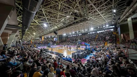 Espana Heraldo de León publica las 101 fotos oficiales del encuentro disputado por España en el Palacio de los Deportes.Leon (71)