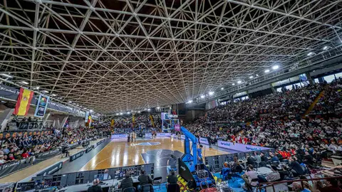 Heraldo de León publica las 101 fotos oficiales del encuentro disputado por España en el Palacio de los Deportes.