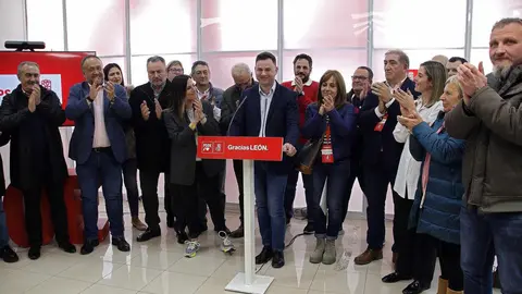 Cendón vence en las primarias a Diego Moreno con el 66% de los votos de la militancia del PSOE de León. Fotos: Peio García