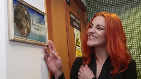 Los astronautas leoneses Sara García Alonso y Pablo Álvarez Fernández han sido reconocidos con el Premio Castilla y León de Ciencias Sociales y Humanidades en su edición correspondiente a 2024. En las fotografías, un recorrido por sus vivencias en los últimos meses. Fotos: Ical / Agencias