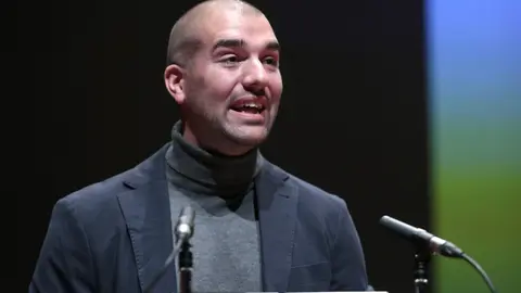 Los astronautas leoneses Sara García Alonso y Pablo Álvarez Fernández han sido reconocidos con el Premio Castilla y León de Ciencias Sociales y Humanidades en su edición correspondiente a 2024. En las fotografías, un recorrido por sus vivencias en los últimos meses. Fotos: Ical / Agencias