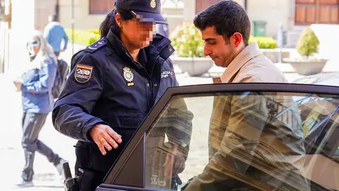 El Supremo ratifica los 18 años de cárcel al condenado por el crimen de la Universidad. En las imágenes, durante las sesiones del juicio. Fotos: Campillo
