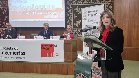 La ULE gradúa a una nueva generación de 300 profesionales en Ingeniería llamados a liderar los desafíos del futuro.