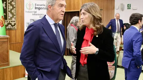 La ULE gradúa a una nueva generación de 300 profesionales en Ingeniería llamados a liderar los desafíos del futuro.