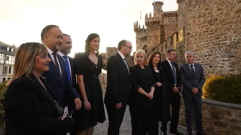 Inauguración de la I Semana de la Moda de Ponferrada. Autoridades y representantes de la sociedad berciana se citan en un gran y pionero evento con la moda como protagonista. Fotos: César Sánchez