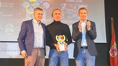La Robla mantiene y promueve su actividad deportiva y lo hace a lo largo de todo el año. Sin embargo, como cada ejercicio, el punto de reconocimiento llega con la la Gala del Deporte Roblano que en esta ocasión ha llegado a su XXV edición.