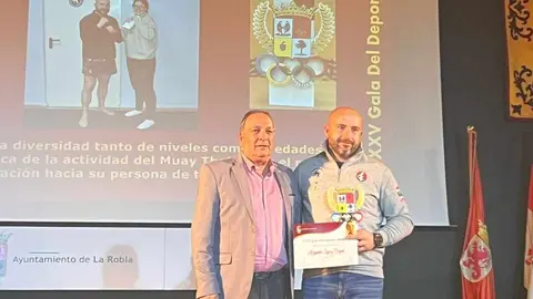 La Robla mantiene y promueve su actividad deportiva y lo hace a lo largo de todo el año. Sin embargo, como cada ejercicio, el punto de reconocimiento llega con la la Gala del Deporte Roblano que en esta ocasión ha llegado a su XXV edición.