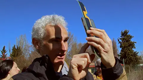 La Asociación de Astronomía de León organiza una observación pública del eclipse parcial de Sol. Foto: Peio García.