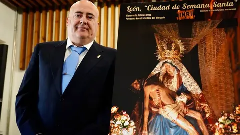 El presidente de la Cámara de Comercio de León, Javier Vega, presenta la tradicional campaña de promoción y difusión de la Semana Santa. Foto: Campillo.