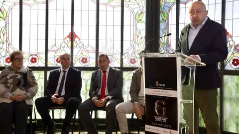Presentación de la Gala Homenaje Hosturcyl.