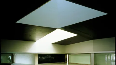 El Museo de Arte Contemporáneo en León (Musac) celebra su vigésimo aniversario pero conviene ahora revisar los bocetos originales de aquella aventura enmarcada dentro del modernismo. Las imágenes corresponden al estudio Mansilla + Tuñón Arquitectos.