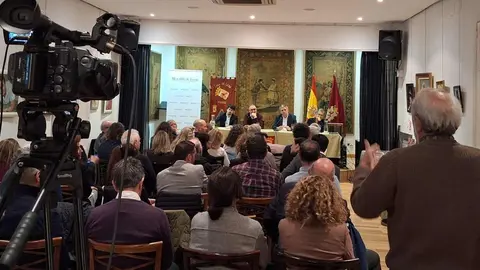 La Casa de León de Madrid recibe al Heraldo de León en el primer acto oficial desde su lanzamiento. heraldodeleon.es nace 