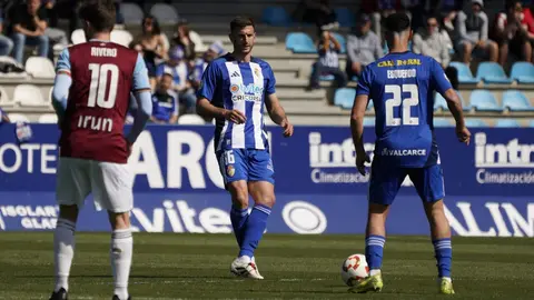 La Ponferradina hace los deberes ante el Real Unión. El equipo berciano cumple en El Toralín. Fotos: SDP
