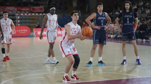 La Cultural y Deportiva Leonesa de Baloncesto sigue escribiendo una historia para el recuerdo en su estreno en la Segunda FEB y ya está en los playoff. Fotos: Isaac Llamazares