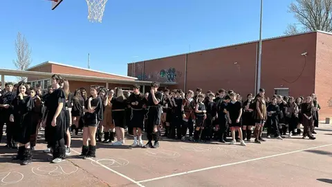 El IES Lancia ha vuelto a rendir homenaje a los orígenes de la ciudad con la celebración de los III Juegos Astur-Romanos, una original iniciativa que combina deporte, historia y creatividad. Fotos: Ayto León