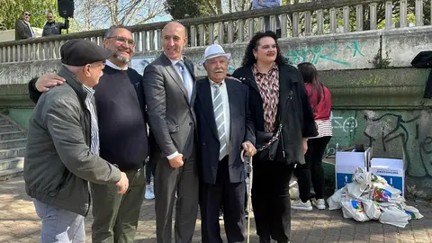 Hace 600 años que el pueblo gitano llegó a la península y en León este 8 de abril han recordado su memoria y la necesidad de seguir trabajando por la integración. Fotos: Campillo | Ayto León