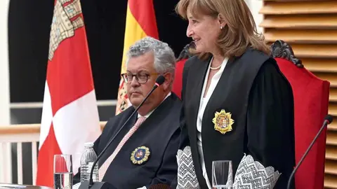 El Palacio de Justicia de Burgos acoge el acto de toma de posesión de la nueva presidenta del Tribunal Superior de Justicia de Castilla y León. Fotos: Ricardo Ordóñez