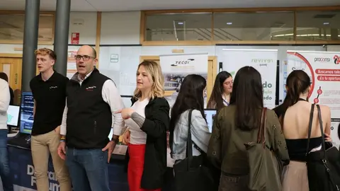Celebración de Expo Leóni4 II Digital & Tech Forum en la Universidad de León, al que asisten el delegado del Gobierno, Nicanor Sen, la rectora, Nuria González, y el presidente de Fele, Juan María Vallejo.