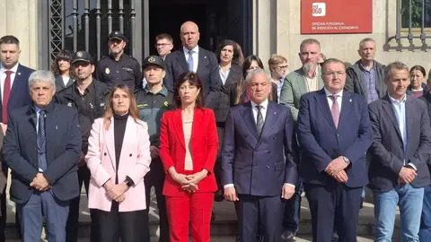 La ministra de Igualdad, Ana Redondo, encabeza en León el acto en memoria de la mujer asesinada en Las Palmas; ya son ocho las víctimas en lo que va de 2025.