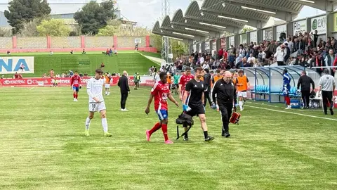 Nueva cita comprometida para la Cultural, esta vez en el siempre difícil campo del Tarazona. Fotos de Carlos García.