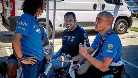 Pedro González (D), corredor del campeonato de España de rallyes todo terreno en la categoría de regularidad. Foto: (@)sergiotomico