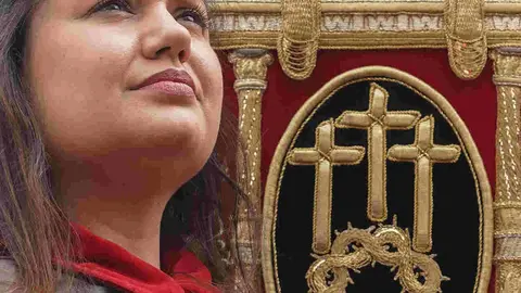 Lectura del pregón a caballo de la Cofradía de las Siete Palabras de Jesús en la Cruz. Foto: Campillo.