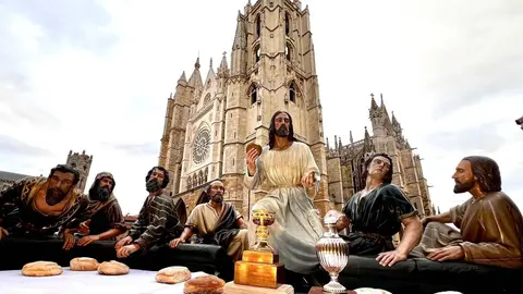Celebración de la Procesión de la Sagrada Cena organizada por la Hermandad Sacramental de Santa Marta y de la Sagrada Cena. Foto: Campillo.