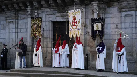 Procesión de la Santa Cena con la liberación de un preso. Foto: César Sánchez.