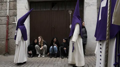 Procesión de la Santa Cena con la liberación de un preso. Foto: César Sánchez.