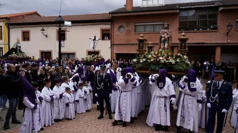 Jueves Santo en Santa Marina del Rey: Devoción al Ecce Homo.