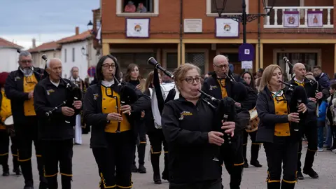 Jueves Santo en Santa Marina del Rey: Devoción al Ecce Homo.