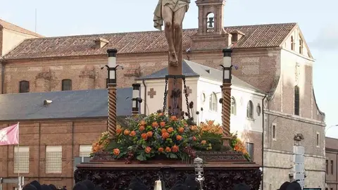 Celebración de la Procesión del Santo Entierro, organizada por la Real Cofradía Santísimo Sacramento de Minerva y La Santa Vera Cruz, en la que participan diferentes autoridades. Foto: Campillo.