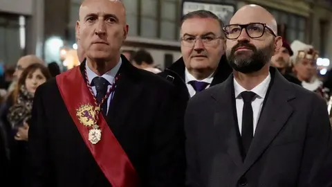 Celebración de la Procesión del Santo Entierro, organizada por la Real Cofradía Santísimo Sacramento de Minerva y La Santa Vera Cruz, en la que participan diferentes autoridades. Foto: Campillo.