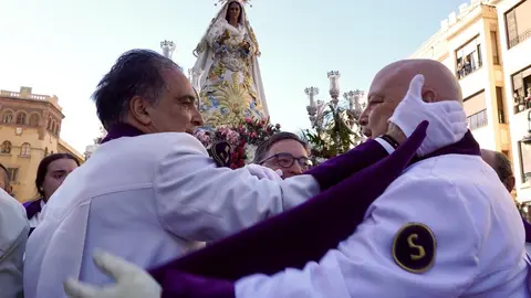Acto central de la Procesión del Encuentro organizada por la Real Hermandad de Jesús Divino Obrero. Foto: Campillo.
