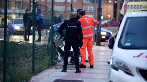 Dos policías heridos en un accidente de tráfico Foto Campillo (3)