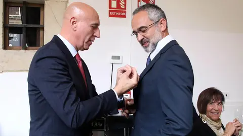 El director científico de Computación Cuántica de Google, Sergio Boixo recibe el premio Leonés del Año 2024. Fotos Peio García.