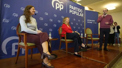 La portavoz del PP en el Senado asiste a los ‘Encuentros Populares’ en Ponferrada. Fotos: César Sánchez