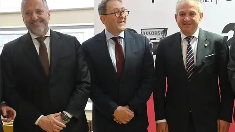 La empresa tecnológica Proconsi celebró este viernes una gala con motivo de su 35 aniversario que congregó a más de 700 personas en el Auditorio Ciudad de León entre autoridades, representantes empresariales, colaboradores y amigos que han acompañado a la compañía en su camino de más de tres décadas de innovación. Foto: Peio García