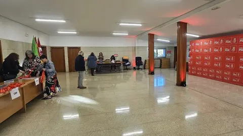 Preparativos del 15º Congreso Provincial del PSOE de León.