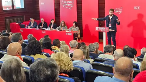 Celebración del XV Congreso Provincial del PSOE de León, con las intervenciones de Juan Francisco Serrano, diputado y secretario adjunto de organización del PSOE; la vicesecretaria del PSCyL, Nuria Rubio; el secretario general del PSOE de León, Javier Alfonso Cendón, el delegado del Gobierno, Nicanor Sen, el subdelegado del Gobierno, Héctor Alaiz y el presidente de la Diputación, Gerardo Álvarez Courel.