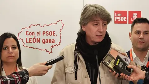 Carlos Martínez en el 15º Congreso del PSOE de León.