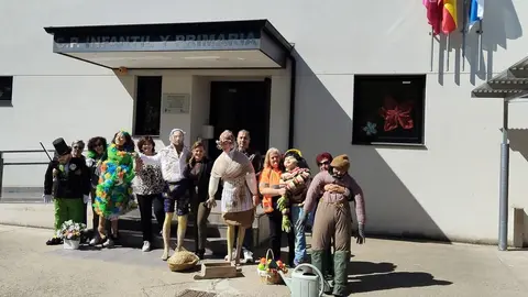 Pinar los Mayos es una tradición leonesa de la que Sariegos ha hecho bandera en los últimos años