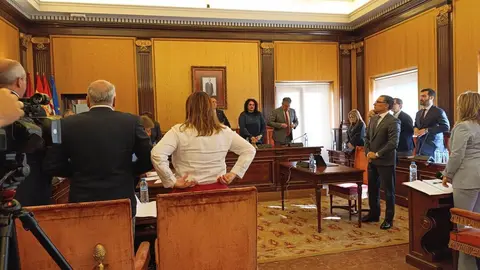 El Ayuntamiento de León ha aprobado en el Pleno celebrado este miércoles una modificación presupuestaria para dar cumplimiento a una sentencia condenatoria que le obliga a abonar 1.304.187,67 euros a la junta de compensación del Polígono de La Lastra. Fotos: Isabel Alonso