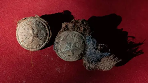 Exhumaciones realizadas durante los trabajos acometidos en Busdondo (39)