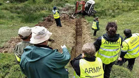 Exhumación realizada en la localidad de Sena de Luna (15)