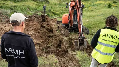 Exhumación realizada en la localidad de Sena de Luna (20)