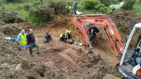 Exhumación realizada en la localidad de Sena de Luna (37)