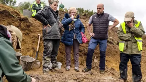 Exhumación realizada en la localidad de Sena de Luna (42)