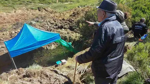 Exhumación realizada en la localidad de Sena de Luna (47)